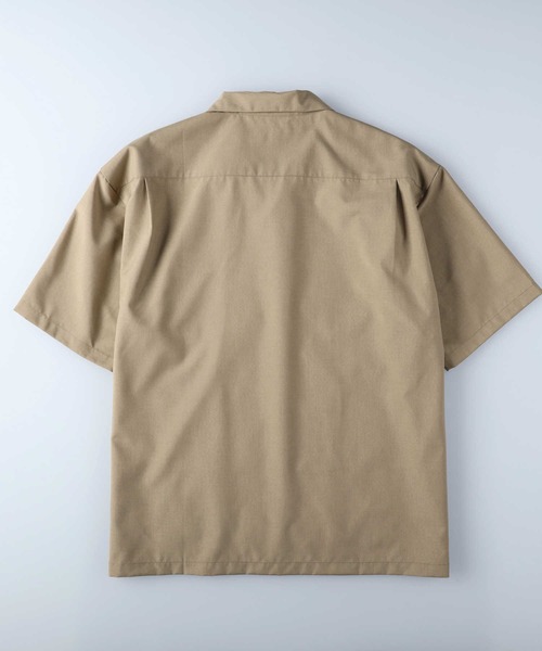 PLUS ONE(プラスワン)の「【接触冷感】【PLUS ONE】サラサラオープンカラーシャツ(シャツ/ブラウス・メンズ・グリーン/ダークベージュ/オフホワイト・M/L/XL/S)」の5枚目の写真