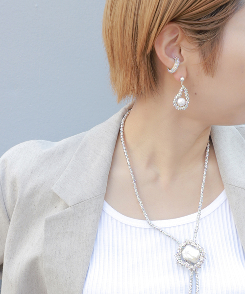 VERMEIL par iena(ヴェルメイユパーイエナ)の「【PEARL OCTOPUSS.Y/パールオクトパシー】EAR CUFF GOLD&SILVER(片耳)(イヤーカフ・レディース・ゴールド/シルバー・FREE)」の3枚目の写真