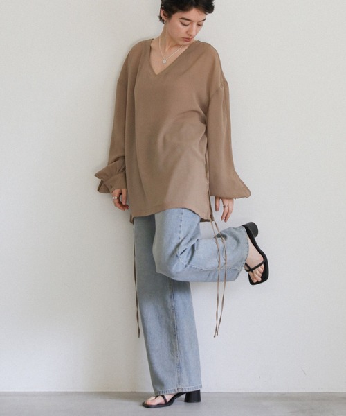 select MOCA(セレクトモカ)の「オープンスリーブデザインシフォンブラウス(シャツ/ブラウス・レディース・グレイッシュベージュ/アイボリー/ブラック・FREE)」の8枚目の写真