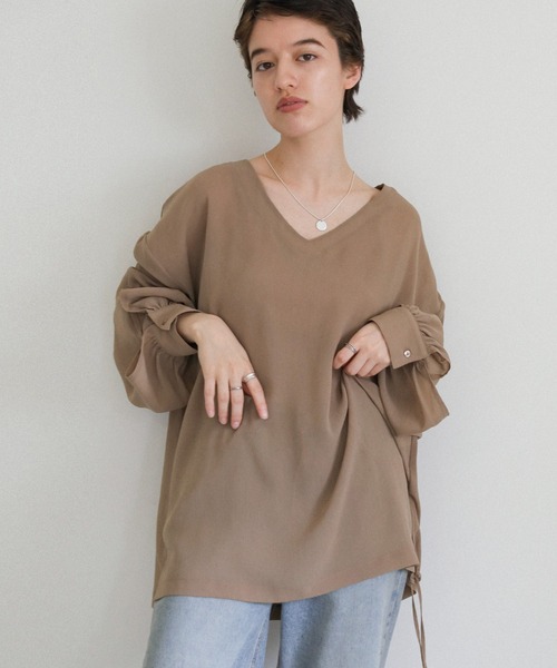 select MOCA(セレクトモカ)の「オープンスリーブデザインシフォンブラウス(シャツ/ブラウス・レディース・グレイッシュベージュ/アイボリー/ブラック・FREE)」の9枚目の写真