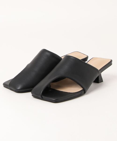 Fabby fabby（ファビィーファビィー）の「サムトングスクエアピンヒールサンダル（サンダル・レディース・オフホワイト/ベージュ/ブラック・MEDIUM/LARGE/SMALL）」の4枚目の写真