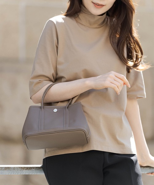 ZAKKA-BOX(ザッカボックス)の「ハイネックハーフスリーブプルオーバー(Tシャツ/カットソー・レディース・キャメル/ブラック/ホワイト・FREE)」の21枚目の写真