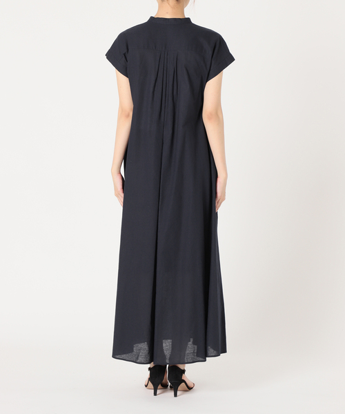 La TOTALITE（ラトータリテ）の「リネン混シャツワンピース（シャツワンピース・レディース・チャコールグレー/グリーン/レッド/ネイビー・36/38）」の11枚目の写真