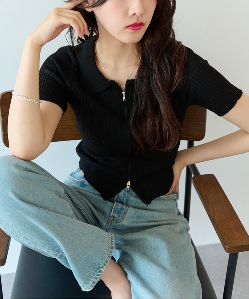 ECRIRE（エクリール）の「コンパクトなシルエット。Wジップ半袖ニットトップス。（ニット/セーター・レディース・ホワイト/ブラック/ブルー・フリー）」の21枚目の写真