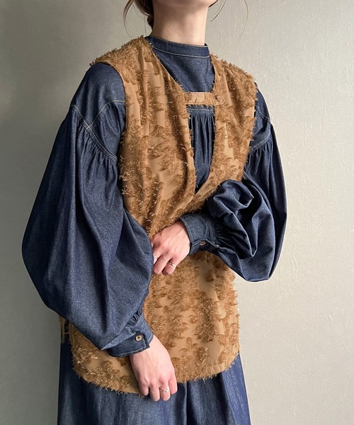 シャギージャガード深Vネックベスト