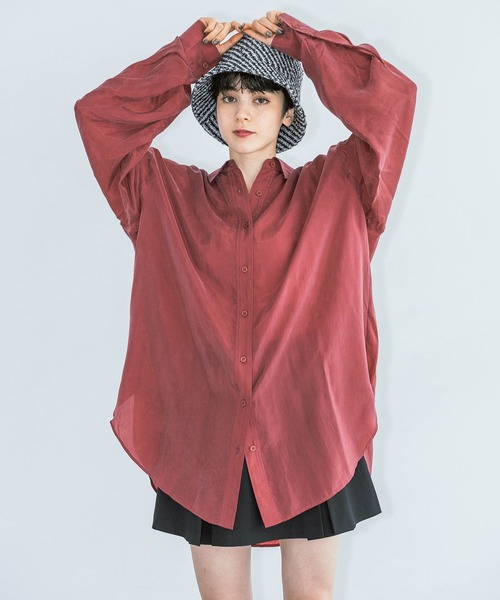 PAGEBOY（ページボーイ）の「シルキーレーヨンルーズシャツ（シャツ/ブラウス・レディース・ブラック/ボルドー/モカ/オフホワイト・FREE）」の8枚目の写真