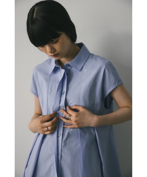 STYLEMIXER(スタイルミキサー)の「タックフレアノースリーブシャツ(シャツ/ブラウス・レディース・ホワイト/ブラック/サックスブルー・FREE)」の21枚目の写真