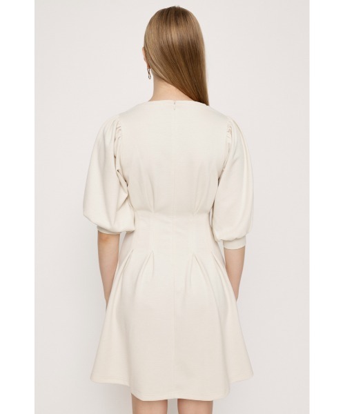 SLY(スライ)の「FRONT OPEN TUCK SLEEVE S/OP フロント オープン タック スリーブ ショート ワンピース(ワンピース・レディース・ブラック/アイボリー・1/2)」の7枚目の写真