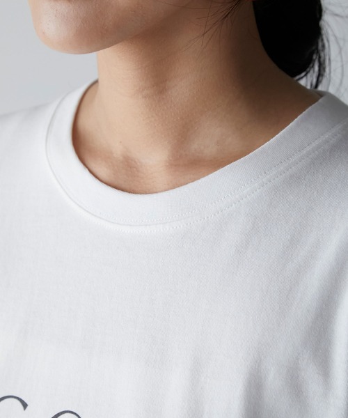 Anss.me(アンスミー)の「【Anss.me】オーバーサイズシンプルロゴプリントロンT(Tシャツ/カットソー・レディース・ホワイト系2/ブラウン/ホワイト系1/ブラック/チャコールグレー・FREE)」の7枚目の写真