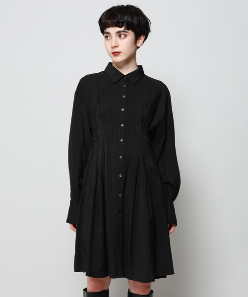 PAGEBOY(ページボーイ)の「ウエストタックチュニックシャツ(シャツ/ブラウス・レディース・ブラック/オフホワイト・FREE)」の11枚目の写真