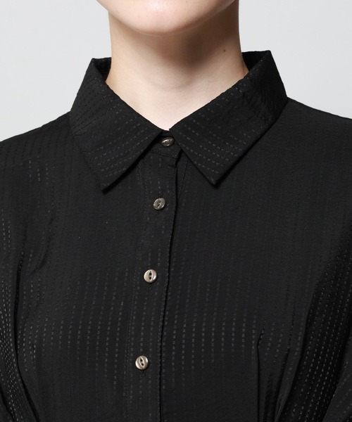 PAGEBOY(ページボーイ)の「ウエストタックチュニックシャツ(シャツ/ブラウス・レディース・ブラック/オフホワイト・FREE)」の15枚目の写真