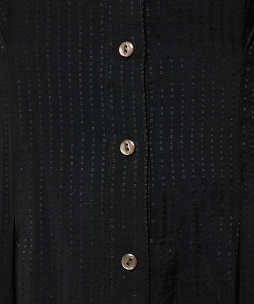 PAGEBOY(ページボーイ)の「ウエストタックチュニックシャツ(シャツ/ブラウス・レディース・ブラック/オフホワイト・FREE)」の18枚目の写真