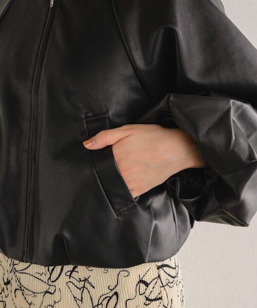 RETRO GIRL（レトロガール）の「アソート袖ボリュームJK（ノーカラージャケット・レディース・ブラック/ナチュラル/ベージュ・ONE SIZE）」の21枚目の写真