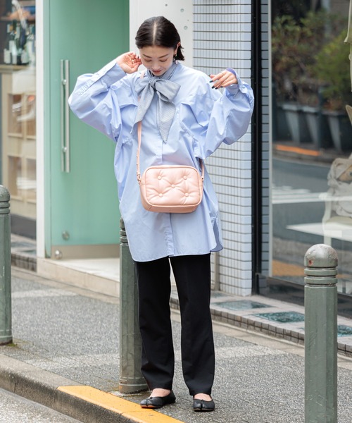 ACCOMMODE(アコモデ)の「クッションショルダーバッグ(ショルダーバッグ・レディース・シルバー/ライトブルー/ブラック/ピンク・FREE)」の22枚目の写真
