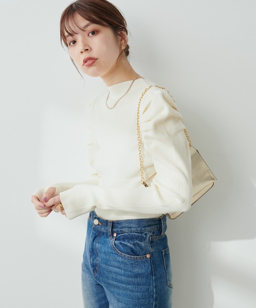 natural couture（ナチュラルクチュール）の「WEB限定 / ジゴスリーブもちもちリブニット（ニット/セーター・レディース・チャコールグレー/オフホワイト/ブラック/ピンクベージュ・FREE）」の3枚目の写真