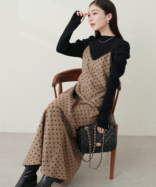 natural couture（ナチュラルクチュール）の「WEB限定 / ジゴスリーブもちもちリブニット（ニット/セーター・レディース・チャコールグレー/オフホワイト/ブラック/ピンクベージュ・FREE）」の15枚目の写真