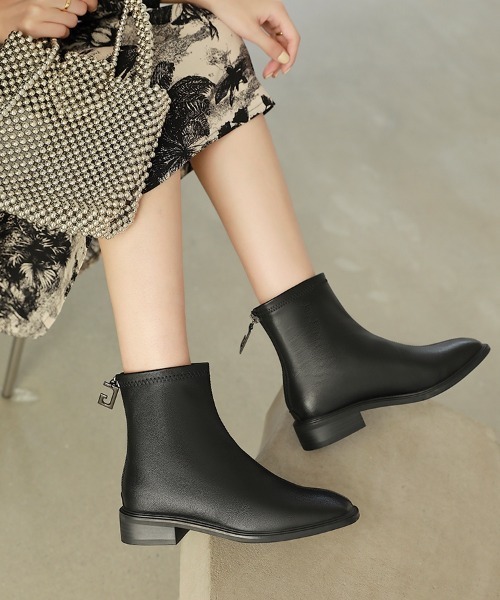 DRESS PLUS(ドレスプラス)の「【22.5cm-25cm】ブーツ ショートブーツ スクエアトゥ レディース シューズ 靴 太ヒール 秋冬 韓国ファッション(ブーツ・レディース・ベージュ/ブラック/ホワイト・24/24.5/23.5/25/22.5/23)」の16枚目の写真