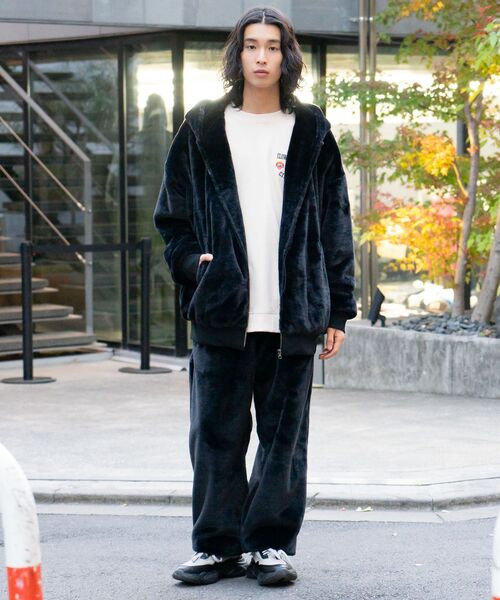 UNIIT（ユニット）の「【UNIIT/ユニット】エコファー　イージーパンツ ふわふわ もこもこ フェイクファー 防寒　セットアップ対応（その他パンツ・メンズ・ブラック/チャコールグレー・SMALL/MEDIUM/LARGE/X-LARGE）」の3枚目の写真