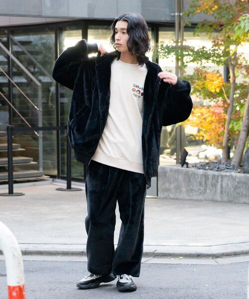 UNIIT（ユニット）の「【UNIIT/ユニット】エコファー　イージーパンツ ふわふわ もこもこ フェイクファー 防寒　セットアップ対応（その他パンツ・メンズ・ブラック/チャコールグレー・SMALL/MEDIUM/LARGE/X-LARGE）」の9枚目の写真