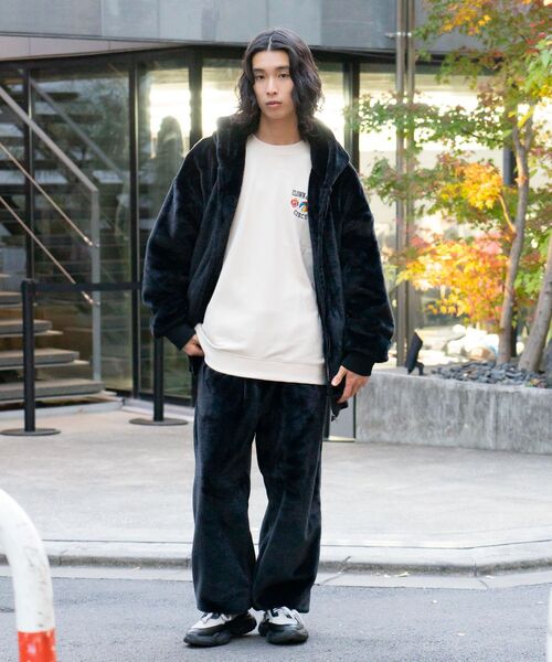 UNIIT（ユニット）の「【UNIIT/ユニット】エコファー　イージーパンツ ふわふわ もこもこ フェイクファー 防寒　セットアップ対応（その他パンツ・メンズ・ブラック/チャコールグレー・SMALL/MEDIUM/LARGE/X-LARGE）」の11枚目の写真