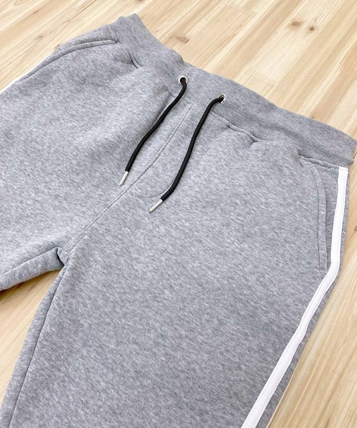 TopIsm(トップイズム)の「裏起毛無地サイドライン入り スウェットジョガーパンツ(スウェットパンツ・メンズ・チャコール/杢グレー/ブラック・M/L/LL)」の7枚目の写真