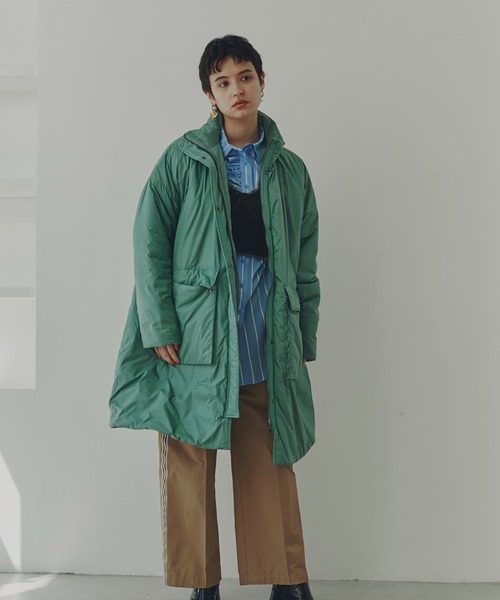 GENE HEAVENS(ジーンヘブンズ)の「(GENE HEAVENS)スタンドカラー ビッグシェイプ パデッドコート(その他アウター・レディース・グリーン/ブラック・FREE)」の12枚目の写真
