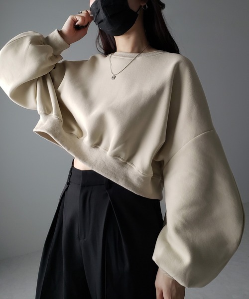 me+em select（ミームセレクト）の「【 ３color 】ボリュームスリーブショート丈スウェット（スウェット・レディース・ブラック/ベージュ/ホワイト・FREE）」の3枚目の写真