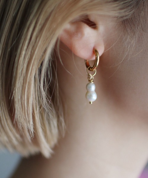 NINFA handmade(ニンファハンドメイド)の「The Duet(ピアス(両耳用)・レディース・ホワイト系・ONE SIZE)」の5枚目の写真