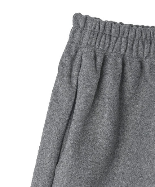 marjour（マージュール）の「WOOL TOUCH SHORT PANTS（その他パンツ・レディース・グレー/カーキブラウン・M）」の15枚目の写真