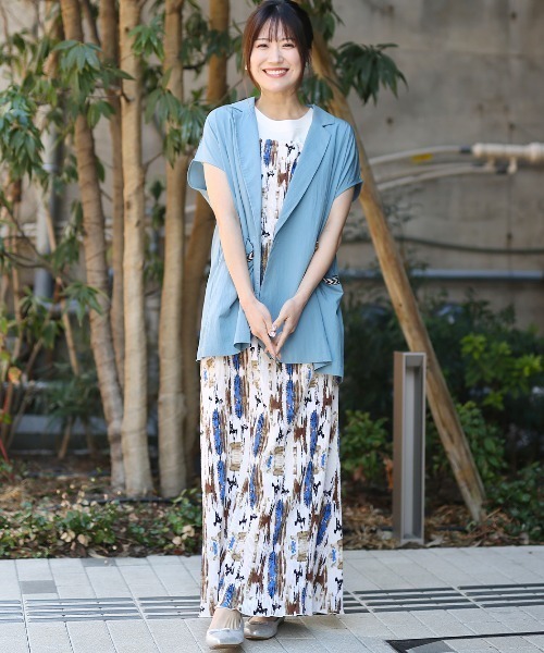 チチカカ（チチカカ）の「アートペイントプリーツワンピース（ワンピース・レディース・ホワイト/ブラック・FREE）」の3枚目の写真