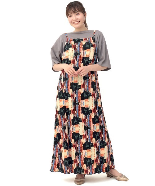 チチカカ（チチカカ）の「アートペイントプリーツワンピース（ワンピース・レディース・ホワイト/ブラック・FREE）」の6枚目の写真