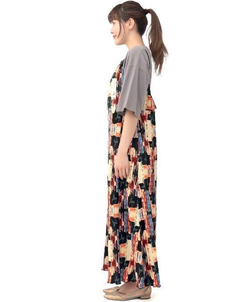 チチカカ（チチカカ）の「アートペイントプリーツワンピース（ワンピース・レディース・ホワイト/ブラック・FREE）」の7枚目の写真