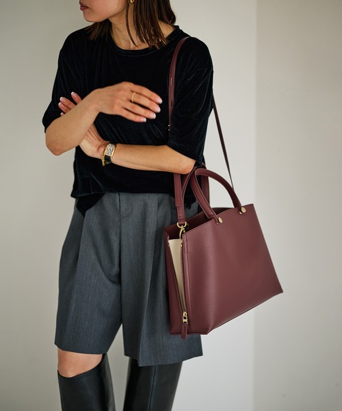 E'POR(エポール)の「【E'POR】Y BAG Medium【軽量】【メディア掲載】(ハンドバッグ・レディース・ベージュ/ネイビー/ライトグレー/ダークブラウン/ベージュ系その他2/ワイン/ブラック/オフホワイト・FREE)」の8枚目の写真