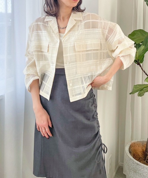 LOWRYS FARM（ローリーズファーム）の「レース２ＷＡＹカイキンシャツＬＳ　 102235（シャツ/ブラウス・レディース・ベージュ/アイボリー/ブラック・SHORT/LONG）」の4枚目の写真