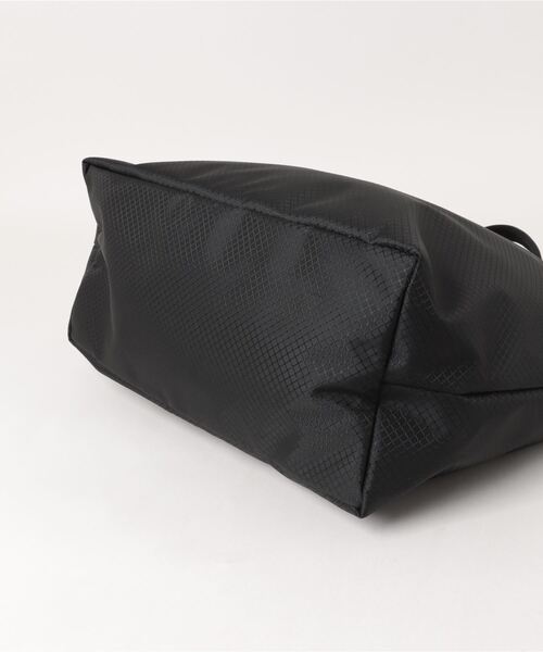 ADAM ET ROPE'(アダムエロペ)の「PHILME UFA TOTE(トートバッグ・メンズ・ブラック・FREE)」の3枚目の写真