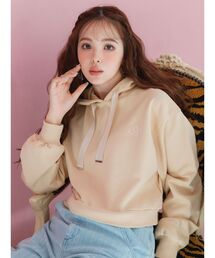 dazzlin | 【CALNAMURコラボ】ロゴショートフーディ(パーカー)