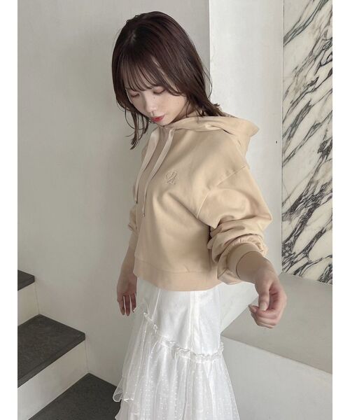 dazzlin(ダズリン)の「【CALNAMURコラボ】ロゴショートフーディ(パーカー・レディース・グレー/ベージュ/イエロー・FREE)」の16枚目の写真