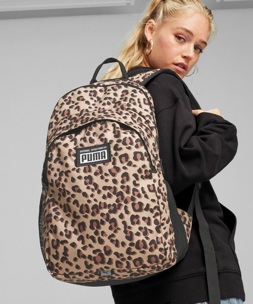 PUMA（プーマ）の「PUMA プーマ ユニセックス プーマ アカデミー バックパック 25L（バックパック/リュック・メンズ・グレー系その他/ブラウン系その他/パープル系その他/グレー系その他2・フリー）」の3枚目の写真