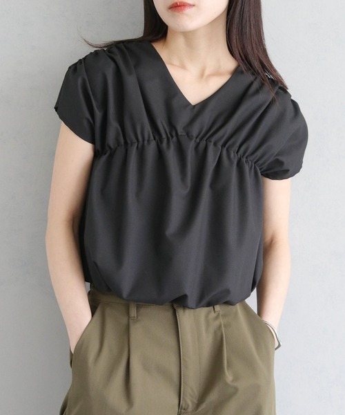cheriella（シェリエラ）の「【cheriella】フレンチスリーブギャザーブラウス FRENCH SLEEVE GATHER BLOUSE（シャツ/ブラウス・レディース・チャコールグレー/ブラック/ホワイト・M）」の6枚目の写真