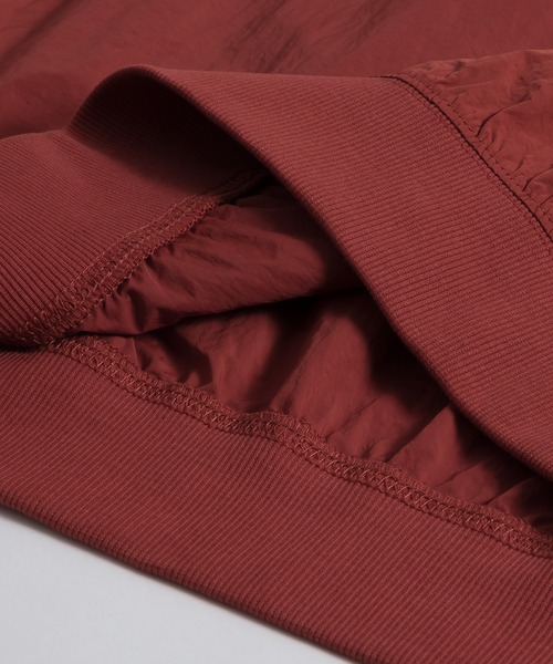 MUHET(ミュエータ)の「ヘンリーナイロントップス(その他トップス・レディース・ブラック/ブルー/レッド・X-LARGE/MEDIUM)」の21枚目の写真