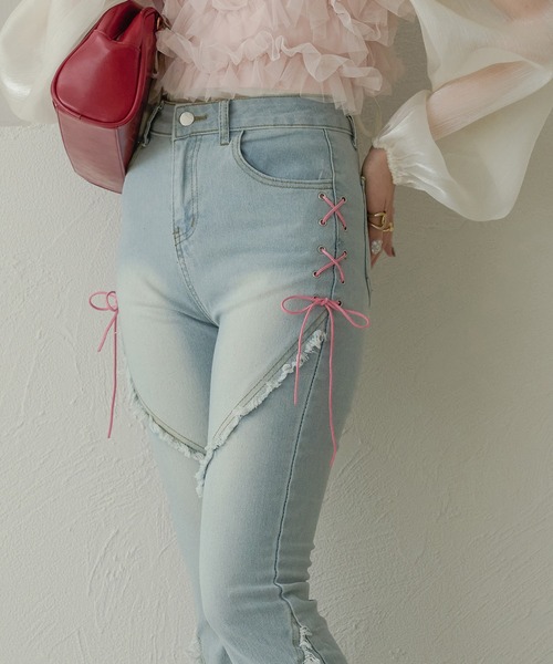 Ambre Neige（アンブルネージュ）の「サイドリボンフリンジデニムパンツ／WEB/EC限定商品（デニムパンツ・レディース・ライトブルー・FREE）」の12枚目の写真