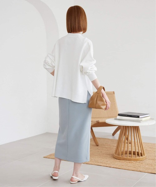 SLOBE IENA（スローブイエナ）の「《追加2》スムースニットカーディガン（カーディガン/ボレロ・レディース・ネイビー/ホワイト/ベージュ系その他/サックスブルー・FREE）」の11枚目の写真