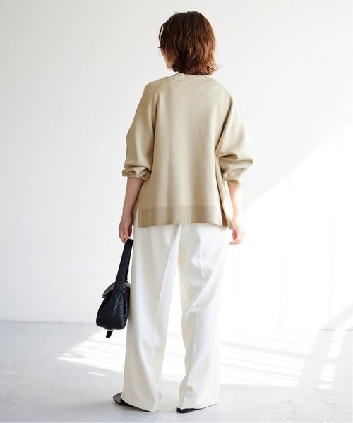 SLOBE IENA（スローブイエナ）の「《追加2》スムースニットカーディガン（カーディガン/ボレロ・レディース・ネイビー/ホワイト/ベージュ系その他/サックスブルー・FREE）」の18枚目の写真