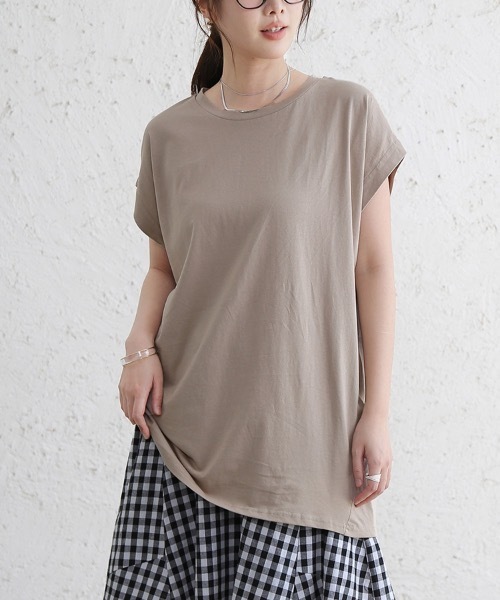 Doux Belle(ドゥーベル)の「コットン半袖ロングTシャツ(Tシャツ/カットソー・レディース・ブラック/ベージュ/オフホワイト・MEDIUM)」の1枚目の写真
