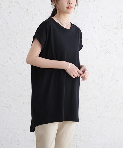 Doux Belle(ドゥーベル)の「コットン半袖ロングTシャツ(Tシャツ/カットソー・レディース・ブラック/ベージュ/オフホワイト・MEDIUM)」の18枚目の写真