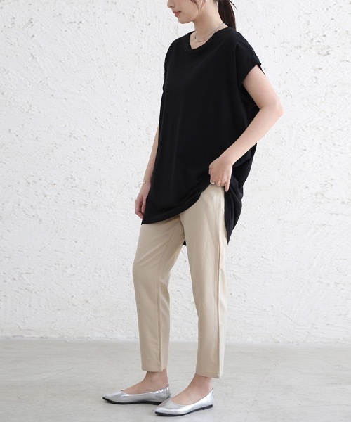 Doux Belle(ドゥーベル)の「コットン半袖ロングTシャツ(Tシャツ/カットソー・レディース・ブラック/ベージュ/オフホワイト・MEDIUM)」の22枚目の写真