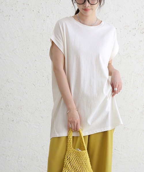 Doux Belle(ドゥーベル)の「コットン半袖ロングTシャツ(Tシャツ/カットソー・レディース・ブラック/ベージュ/オフホワイト・MEDIUM)」の7枚目の写真
