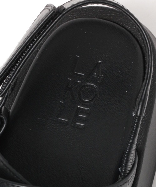 LAKOLE(ラコレ)の「ダブルベルトサンダル / 112700(サンダル・レディース・ブラック/オフホワイト/シルバー・SMALL/MEDIUM/LARGE)」の14枚目の写真