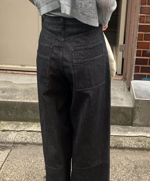 audrey and john wad(オードリーアンドジョンワッド)の「デニムバギーパンツ -洗濯機洗い可-(デニムパンツ・レディース・ブラック/インディゴブルー・マルチサイズ)」の3枚目の写真
