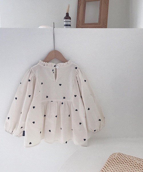 CERCA（チェルカ）の「lulunoix/ハート柄ブラウス N15203（シャツ/ブラウス・キッズ・ホワイト・90cm/100cm/110cm/120cm）」の5枚目の写真